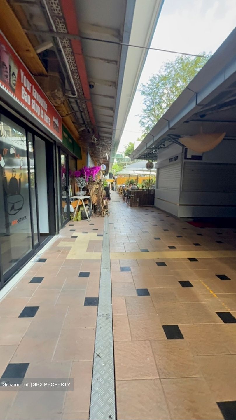 Katong Shopping Centre (D15), Shop House #605405291